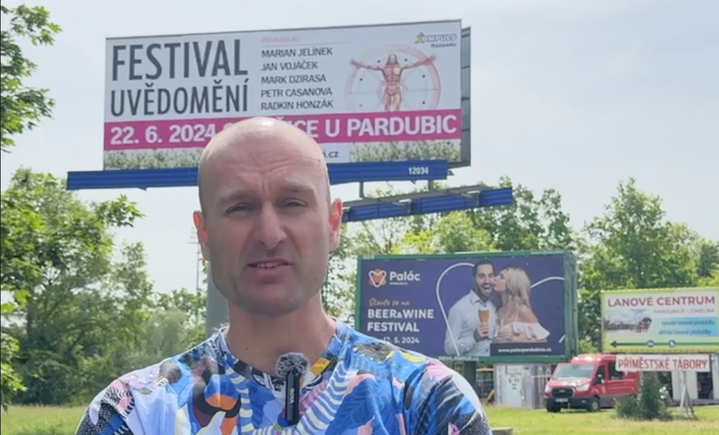 Pardubice pronajímají billboardy za pakatel. Problém je ale jinde, říkají Zelení a Piráti